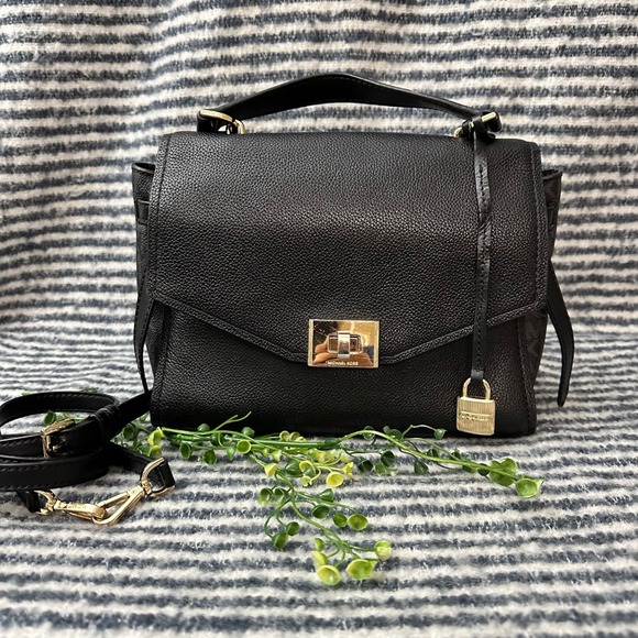 Michael Kors Cassie Logo Satchel Messenger Crossbody / Hand Bag Medium Black - Picture 1 of 9